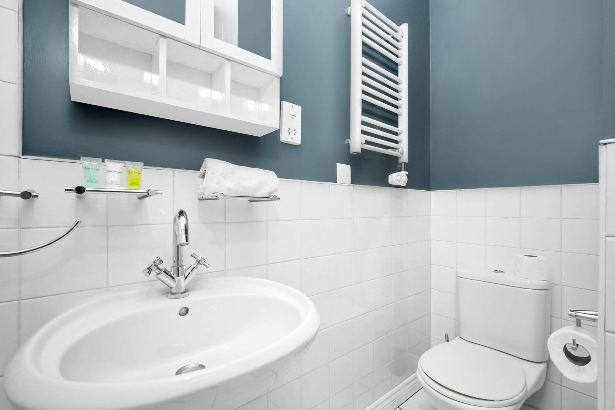 Luxury Two Bedroom Apartment - City Ceentre - Balcony - Jq - Netflix & Wifi - 11B Бирмингам Екстериор снимка